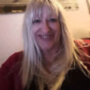 Meet your Posher, Mona